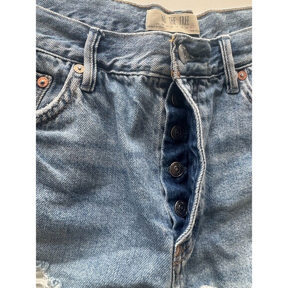 We The Free People Denim Shorts Womens 31 Distressed Daisy Dukes Concert Country - Picture 10 of 11